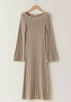 Boat Neck Structure Knitted Dress