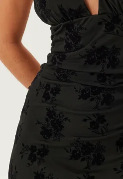 Flocked Halterneck Stretch Gown