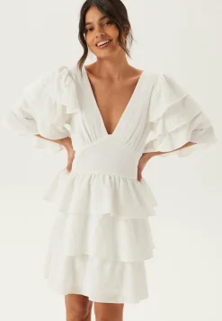 Frilled Sleeve Short Dress