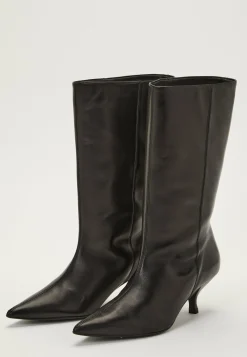 Heeled Mid Knee Leather Boot