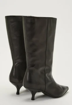 Heeled Mid Knee Leather Boot