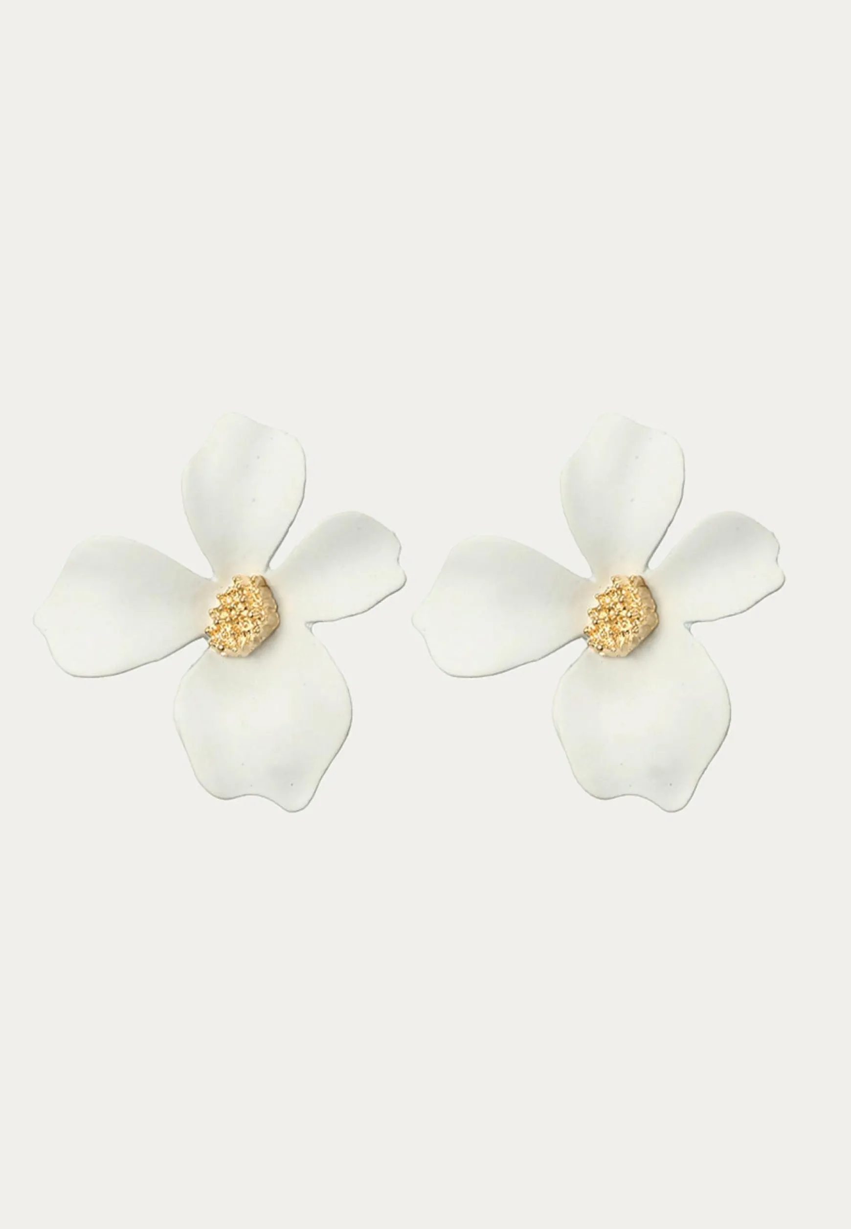 Lilly Flower Earring