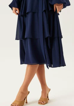 Long Sleeve Tiered Midi Dress