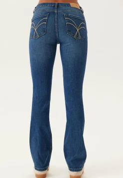 Low Embroidery Pocket Jeans