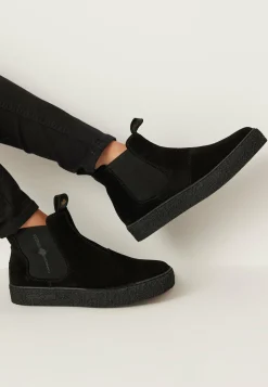 Mount Verm Suede