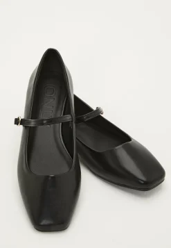Onlakira-3 Pu Mary Jane Baller