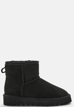 Short Boots