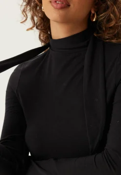 Slflina Lano Ls High Neck Top