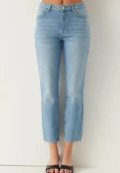 Slim Ankle Jeans