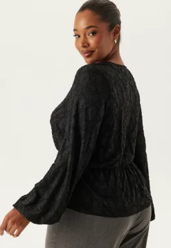 Structure Floral Top