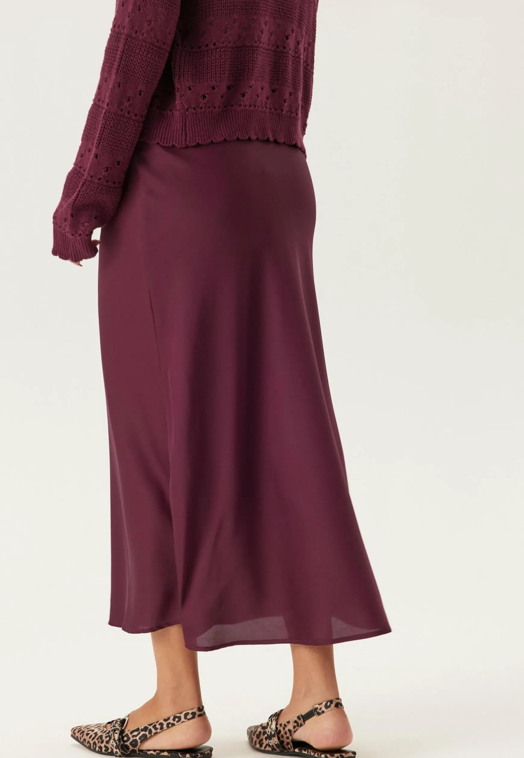 Viellette Hw Midi Skirt
