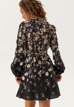 Vielma O-neck L/S SHORT DRESS