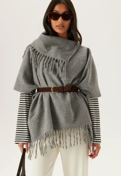 Vifjolira High Neck Poncho