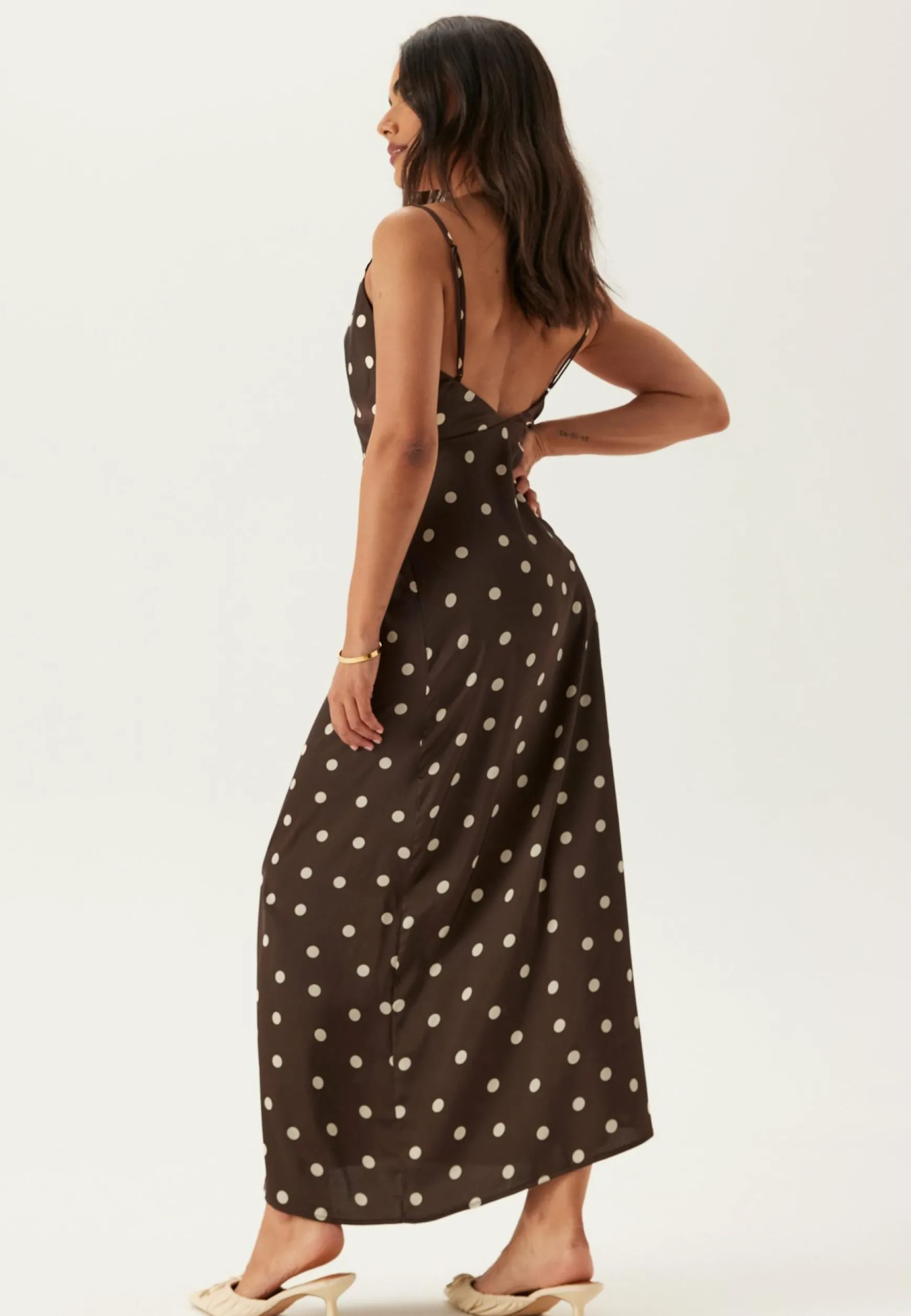 Viravenna Strap Ankle Dress