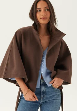 Vmbabetterosa Short Cape