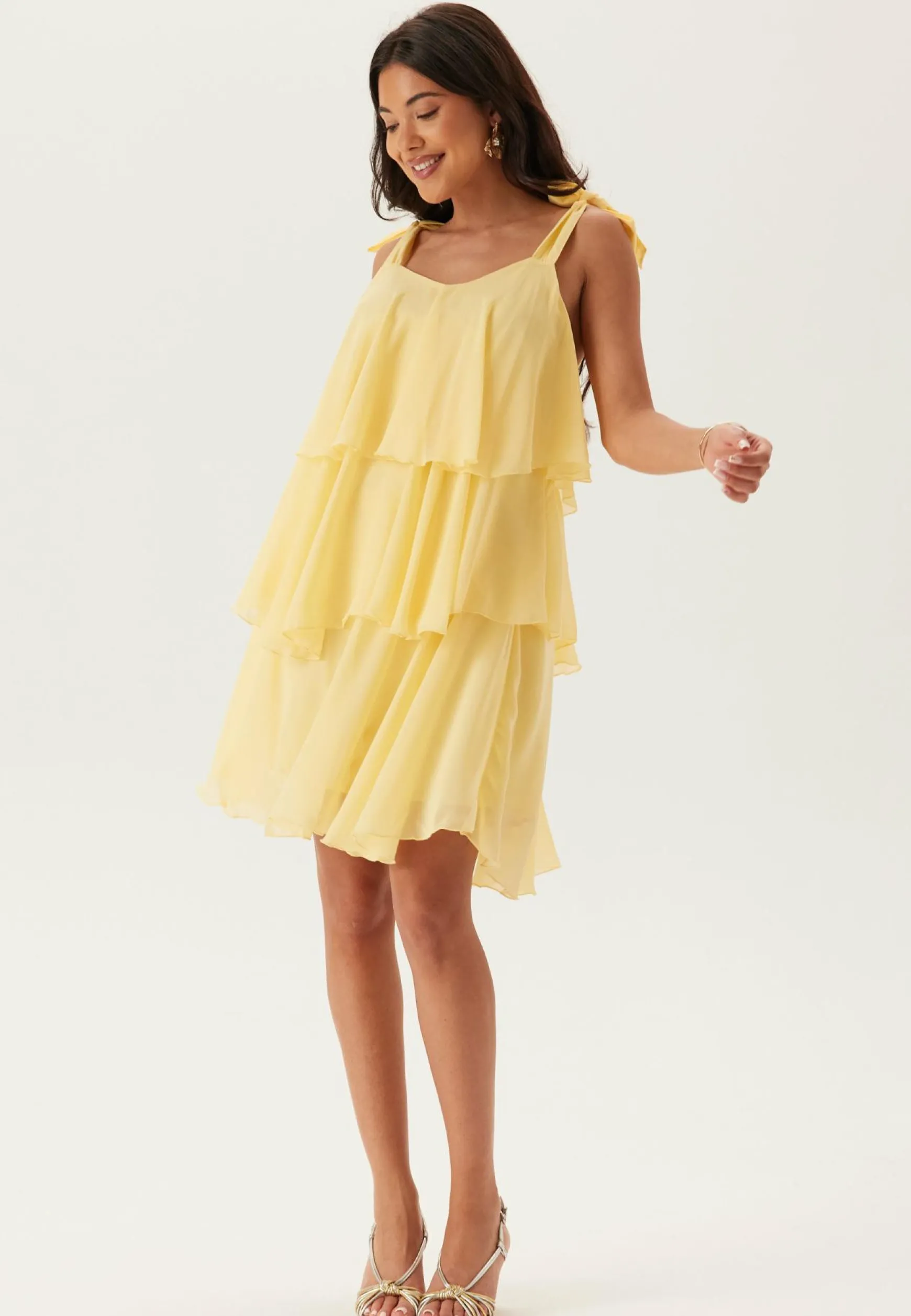 Vmfelicia Tiestrap Ruffle Shor