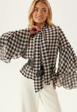 Vmsia Ls Flounce Top