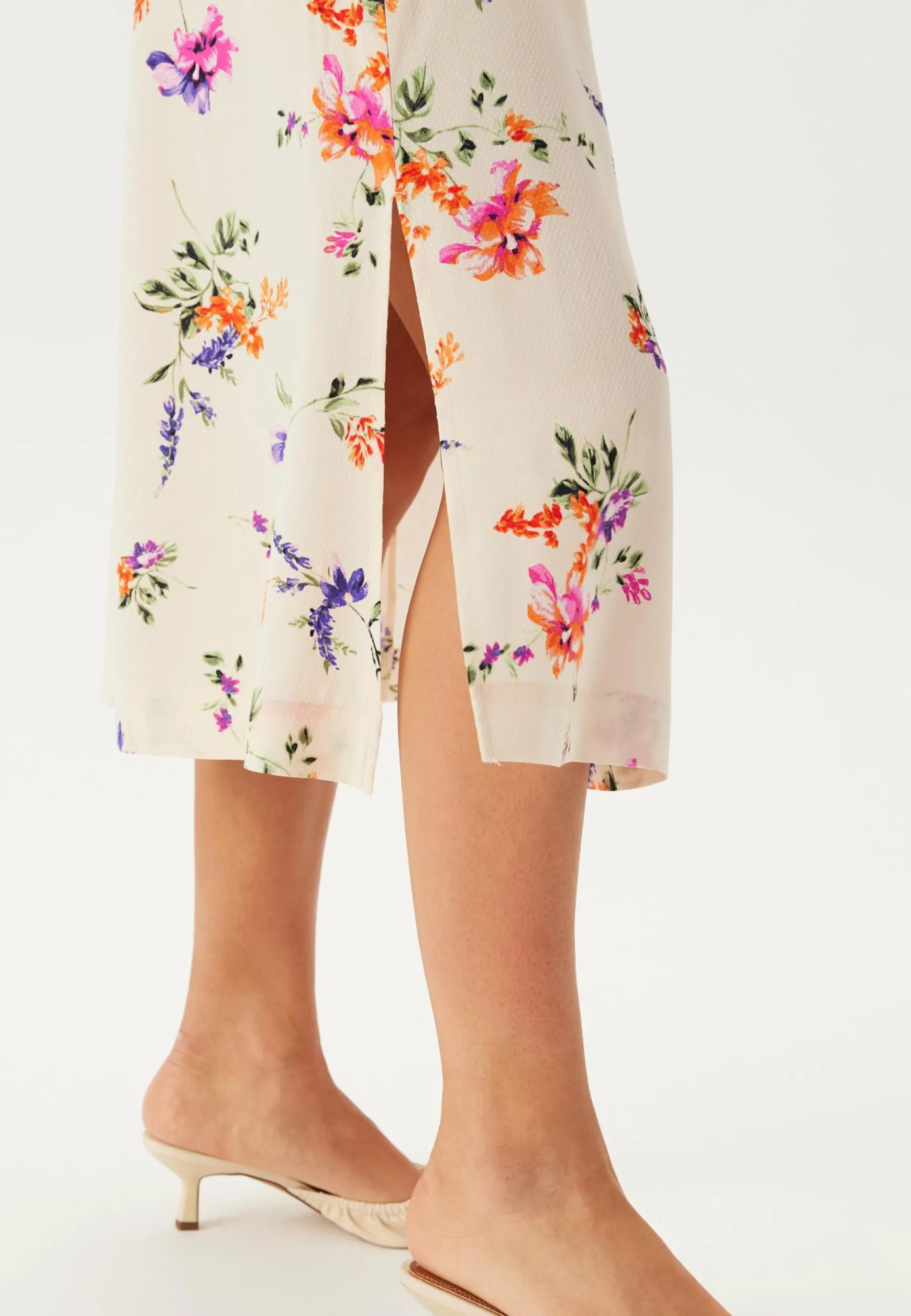 Yasasina Cs Midi Belt Dress
